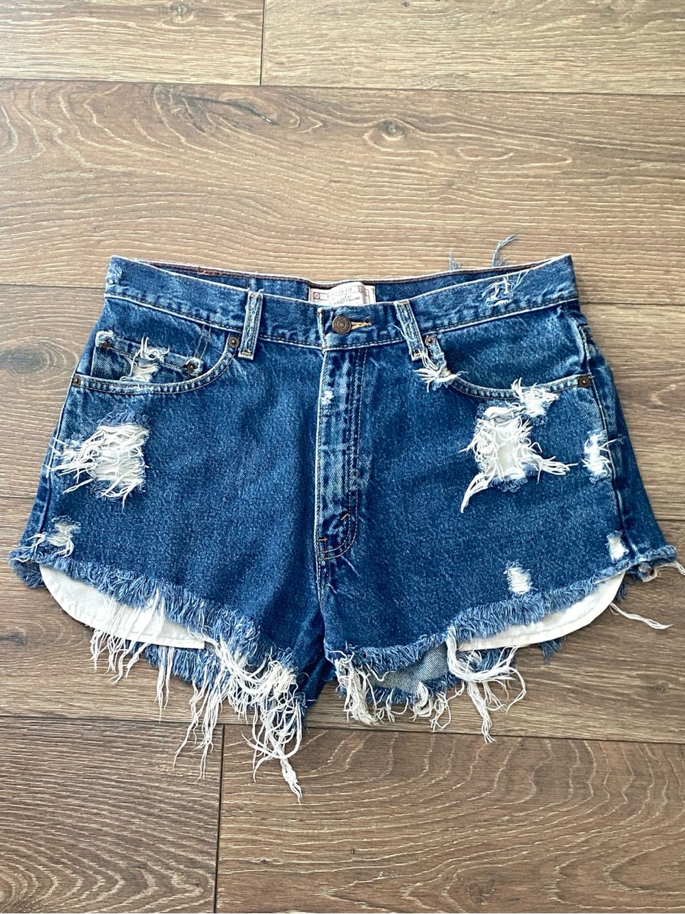 Levi Strauss High-Rise Distressed Blue Denim Cutoff Shorts 34/30